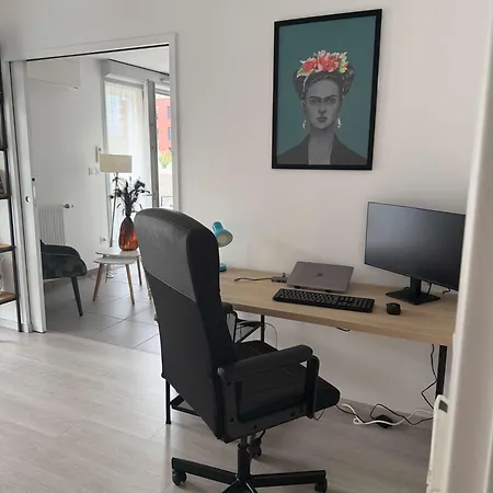 Apartment L'azulejo - Work From Ideal - Mobility Lease - 4pax